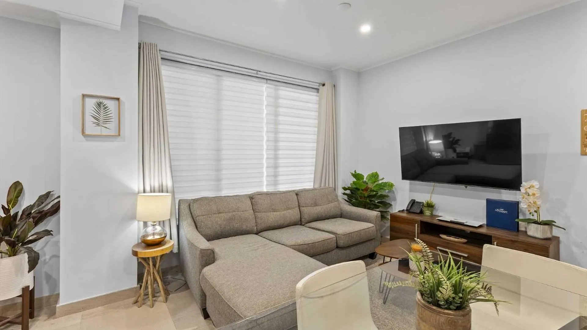 펜션 Eagle Beach - Cozy Executive 1Br Condo - Lv102 팜비치