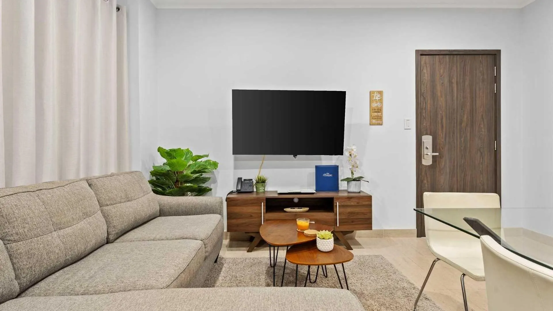 펜션 Eagle Beach - Cozy Executive 1Br Condo - Lv102 팜비치